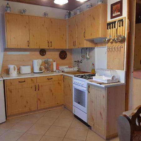Agnes Apartman Igal Exterior photo