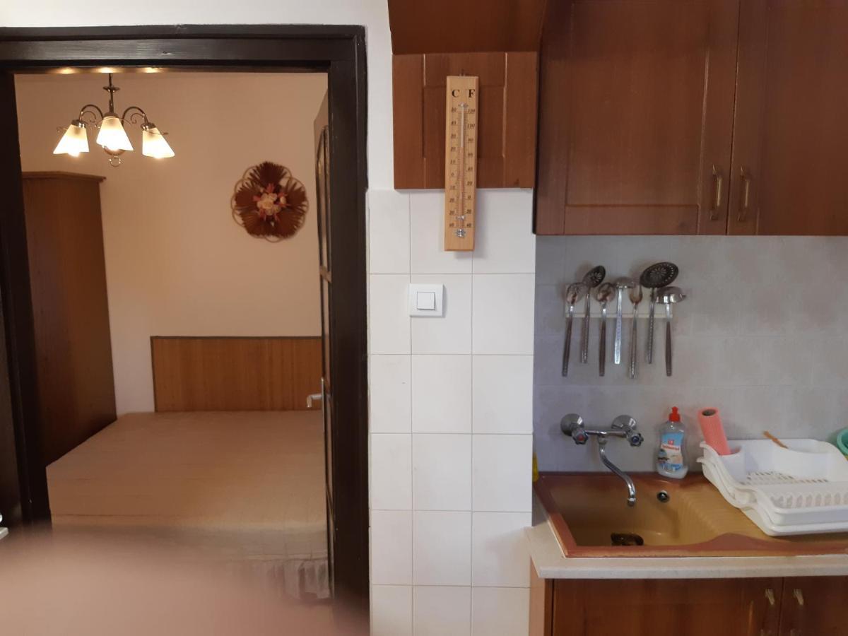 Agnes Apartman Igal Exterior photo
